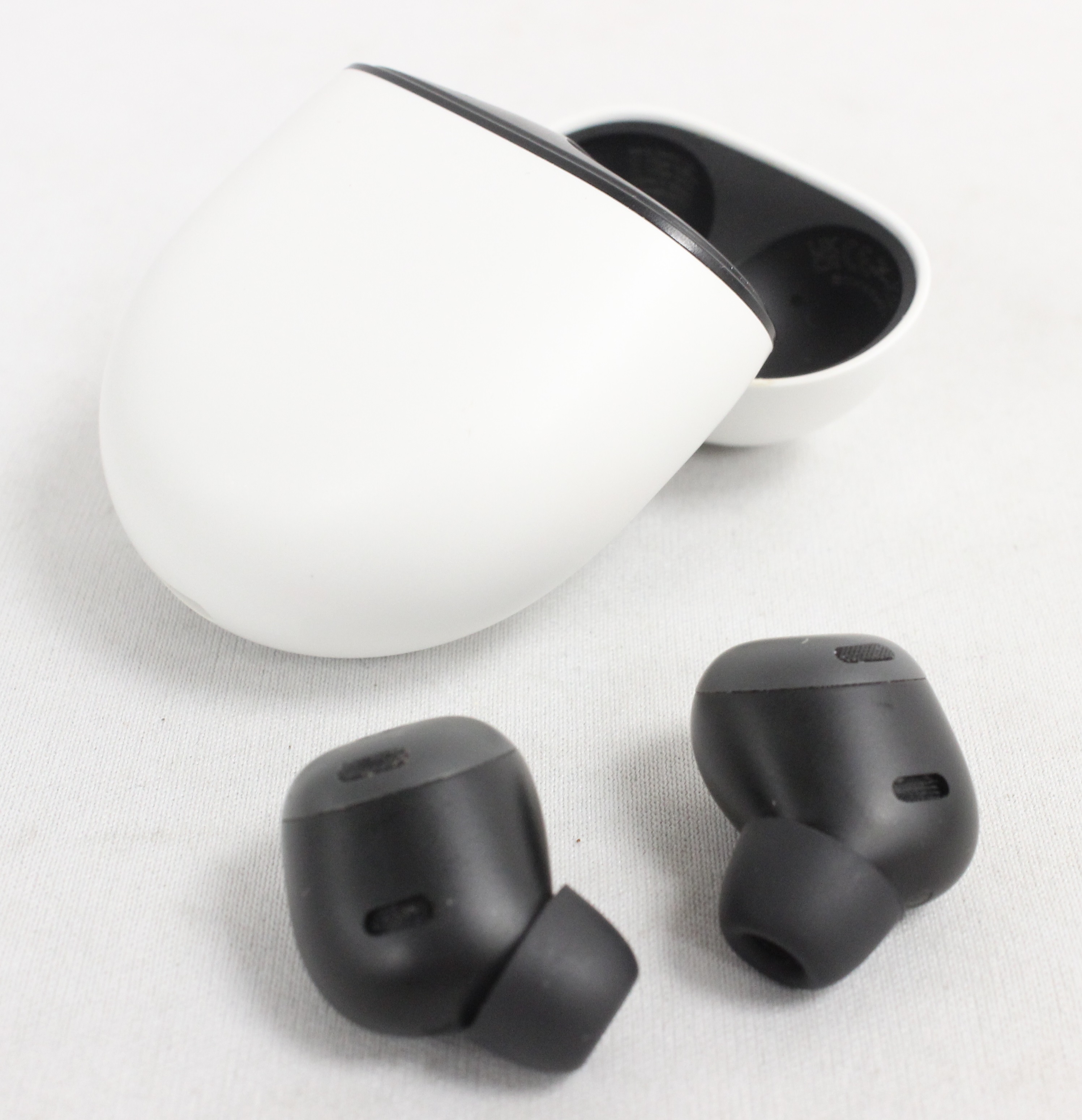 Pre-owned Google Pixel Buds Pro Wireless Earbuds - Charcoal Grey